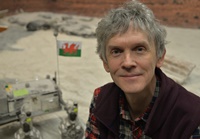 Dr Laurence Tyler, aelod o Grŵp Roboteg y Gofod, Prifysgol Aberystwyth. Credit: Prifysgol Aberystwyth.