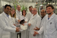 L to R: IBERS researchers working on the sustainable packaging initiative; Abhishek Somani, Ana Winters, Joe Gallager, Sian Davies (project manager), David Bryant, Stephen Taylor, Sreenivas Ravella and David Walker.