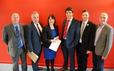 L-R  Gethin James (UKIP), Mark Williams (Liberal Democrats), Sara Gibson (Chair), Huw Thomas (Labour), Daniel Thompson (Green Party) and Mike Parker (Plaid Cymru).