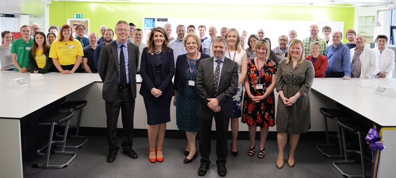 Dr David Blaney, the Chief Executive of the Higher Education Funding Council for Wales (Centre) at the opening of the new Centenary Laboratory in the Department of Geography and Earth Sciences.
