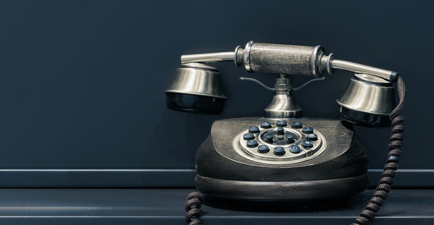 Llun gan Pawel Czerwinski ar Unsplash