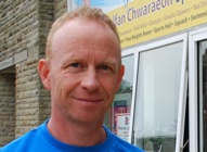 Frank Rowe, Cyfarwyddwr y Brifysgol Canolfan Chwaraeon.