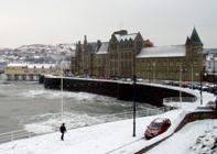 Eira yn Aberystwyth