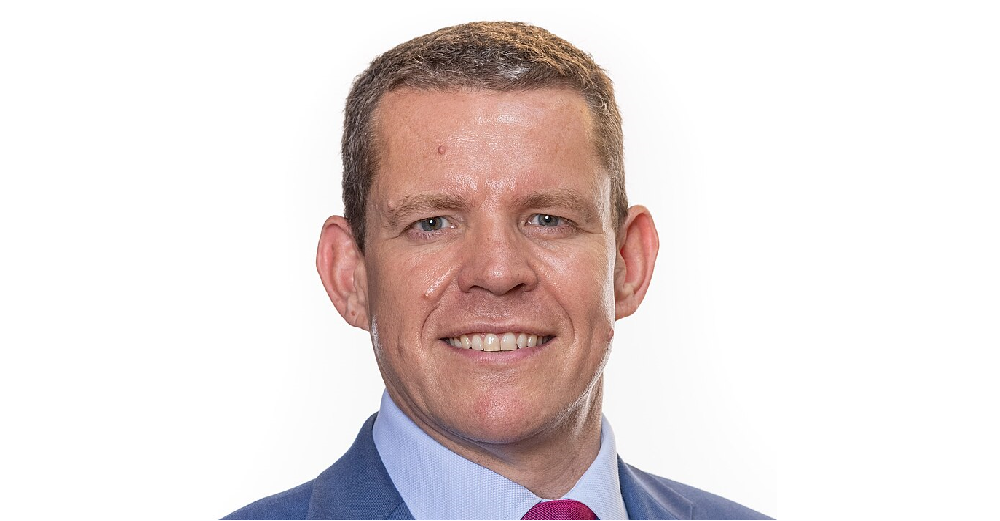 Mae Rhun ap Iorwerth yn dilyn Adam Price fel arweinydd Plaid Cymru.