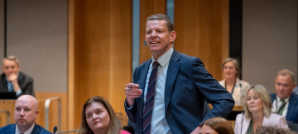 Plaid Cymur&rsquo;s Rhun ap Iorwerth answers questions in the Senedd for the first time as First Minister. Senedd Cymru, CC BY