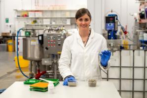 Dr Jessica Adams