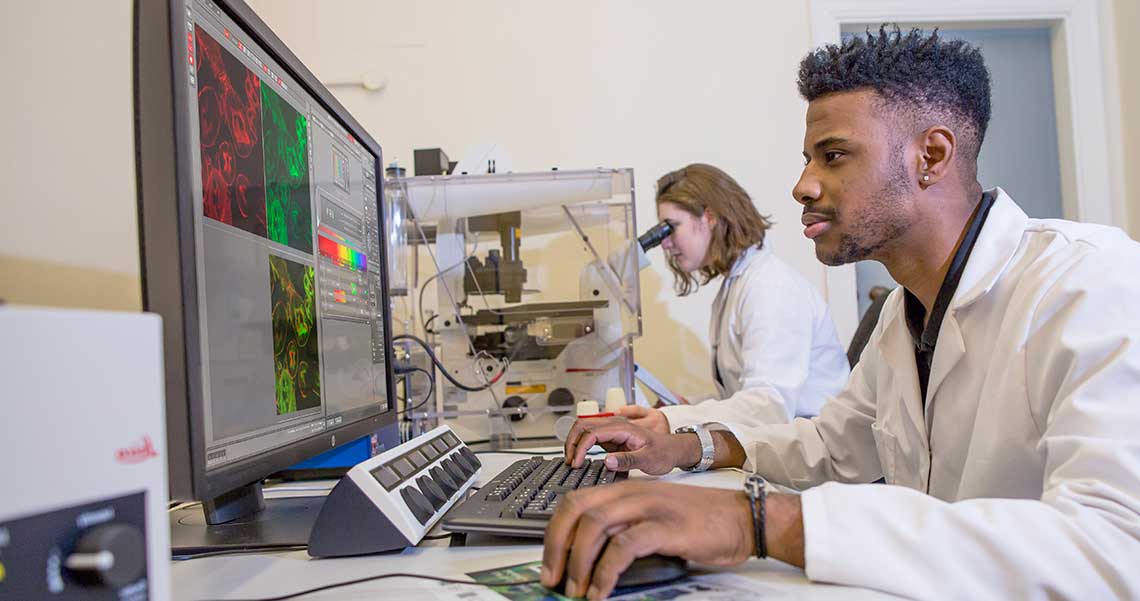 Advanced Microscopy and Bio-imaging Laboratory
