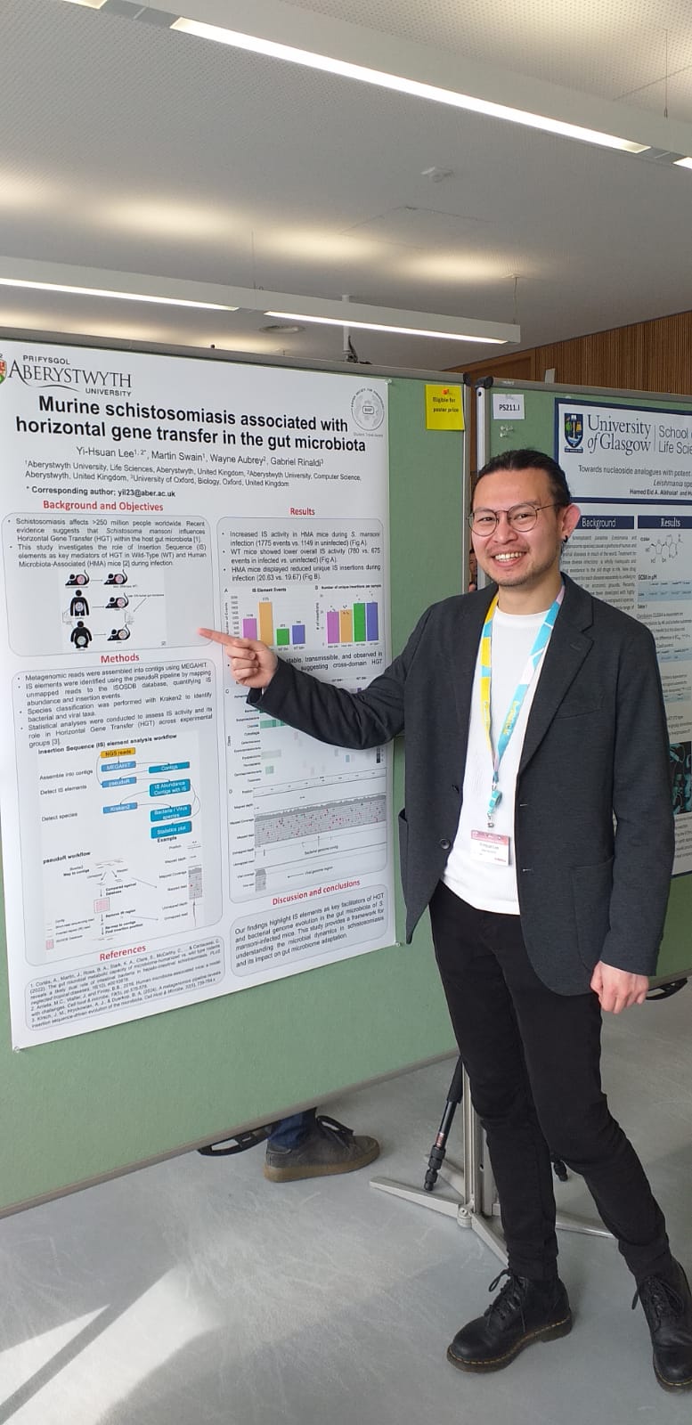 Yi-Hsuan Lee's poster presentation