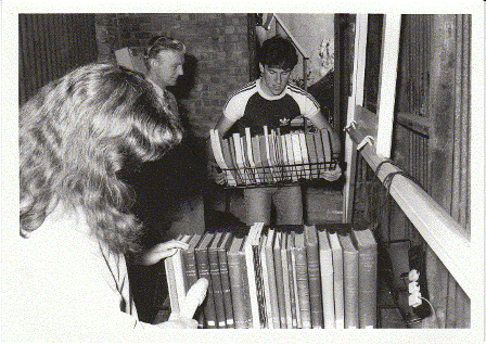 Removal of books from the Old College Stores to the Llandinam Store, Summer 1984. 
