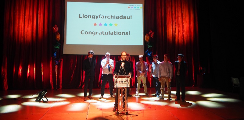 Professor Simon Cox receiving the Department of the Year award on behalf of the Mathematics Department