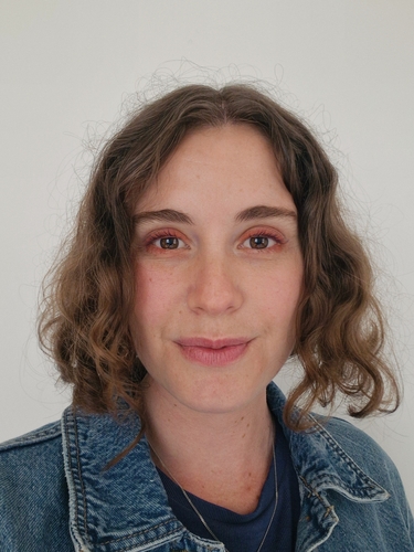 Dr Bethany Aylward