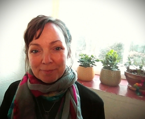 Ms Esther Bowles