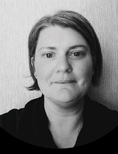  Ffion Eluned Roberts