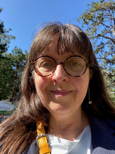 Dr Katharina Zinn