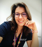 Dr Panna Karlinger