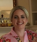 Miss Robyn Carlson